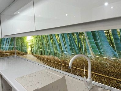 بین کابینتی شیشه ای
